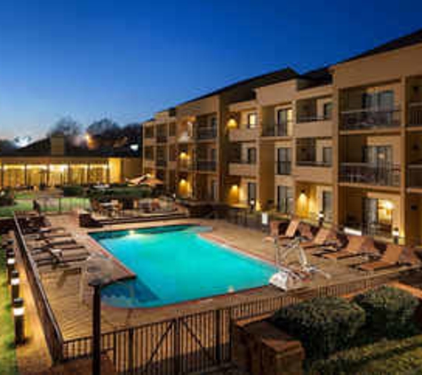 Courtyard by Marriott - Memphis, TN