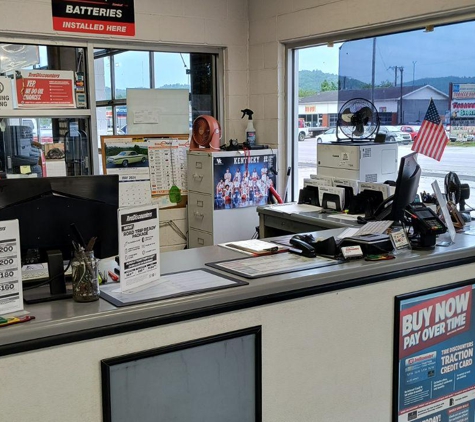 Johnny Wheels Tire Discounters - Williamsburg, KY