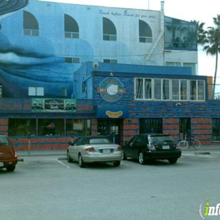 Whaler Takeaway Food - Marina Del Rey, CA