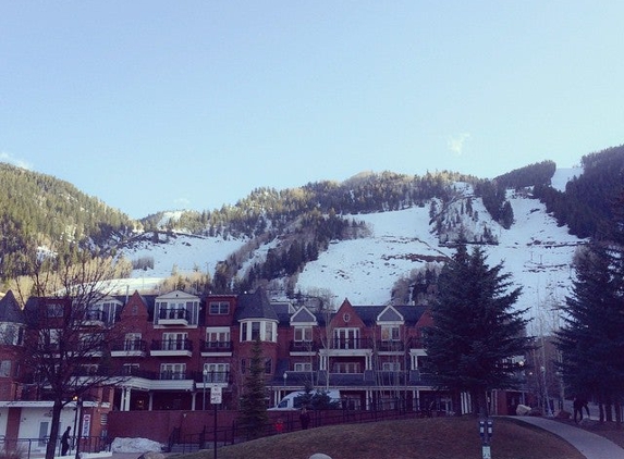 Lift One Condominiums - Aspen, CO