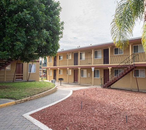 Villa Primavera Apartments - National City, CA