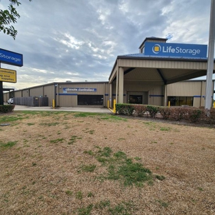 Extra Space Storage - Baytown, TX