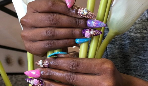 Club Nails And Spa - Orlando, FL