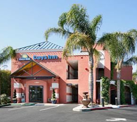 Days Inn by Wyndham Concord - Concord, CA