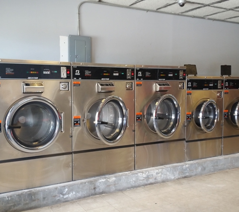 A LAUNDROMAT OF MERRITT ISLAND ( 24 HR COIN LAUNDRY ) - Merritt Island, FL