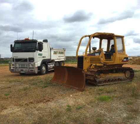 Dirt Works Plant Hire. Dam Preperation