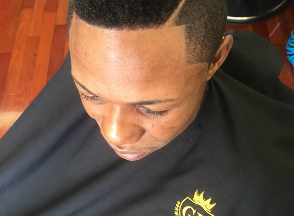 Gl kings cuts - schenectady, NY. GL Kings Cuts Barber Shop  provides professional haircuts of any style and for all hair types. come in today for quality service. Leave like