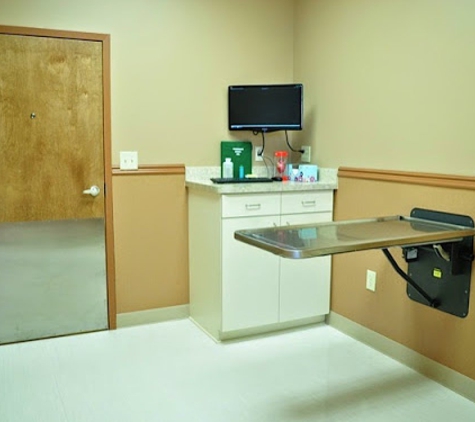 Crestview Animal Hospital - Cumming, GA