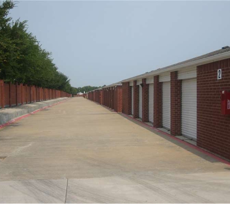 Extra Space Storage - Garland, TX