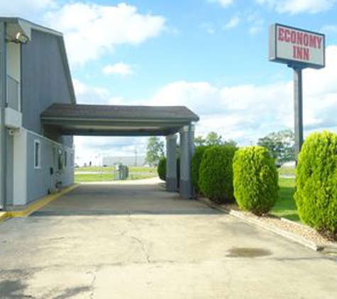 Economy Inn - Carencro, LA