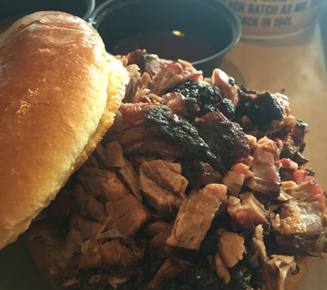 Dickey's Barbecue Pit - Kenosha, WI