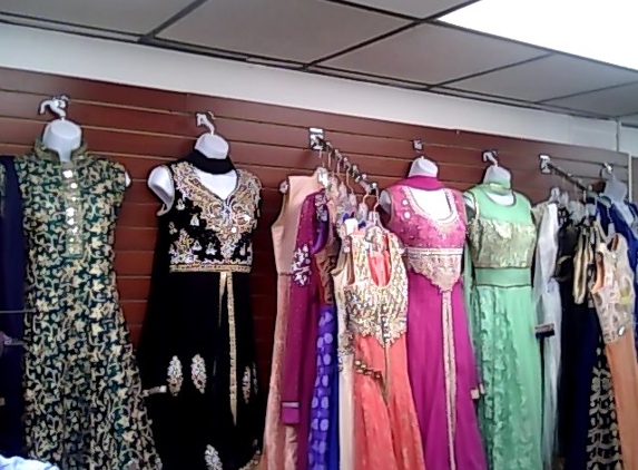 Andaaz Collections - Westland, MI