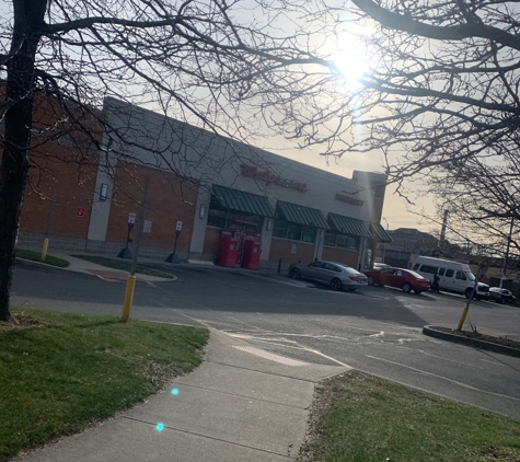 Walgreens - Bridgeport, CT