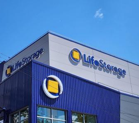 Life Storage - Bronx - Bronx, NY