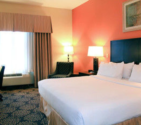 Holiday Inn Express & Suites Grand Island - Grand Island, NE