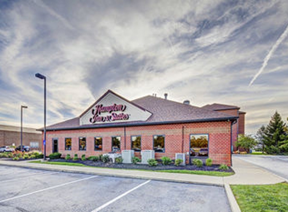 Hampton Inn & Suites Cleveland-Airport/Middleburg Heights - Middleburg Heights, OH
