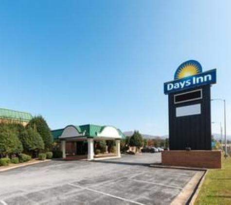 Days Inn by Wyndham Luray Shenandoah - Luray, VA