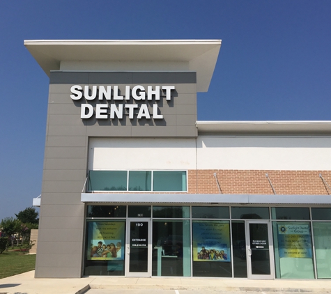 Sunlight Dental Group - Pearland, TX