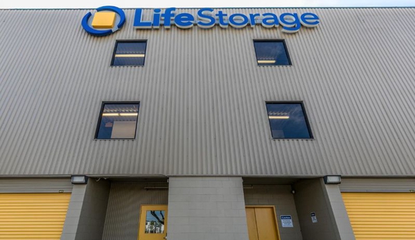 Life Storage - Houston, TX