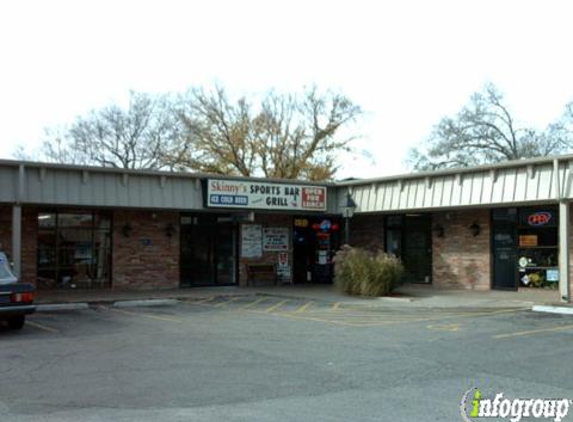 Skinny's Sports Bar & Grill - Topeka, KS