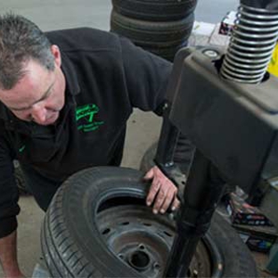 Ross Lyons Motors - Warragul, VIC