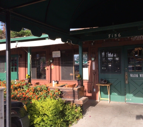 Wagon Wheel Coffee Shop and restaurant - Carmel, CA