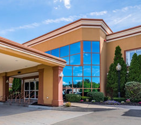 Quality Inn & Suites Albany Airport - Latham, NY