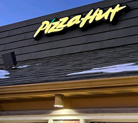 Pizza Hut - Warren, MI