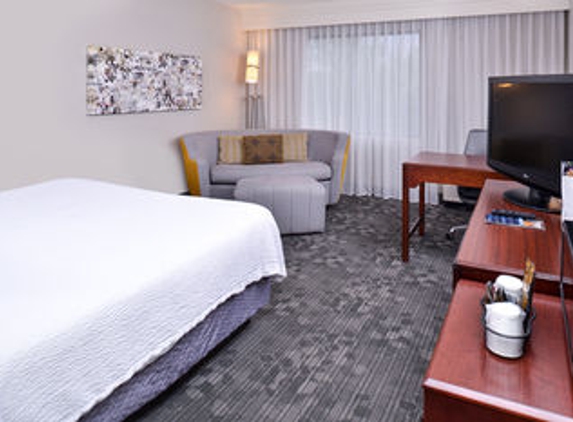 Courtyard by Marriott - Decatur, AL