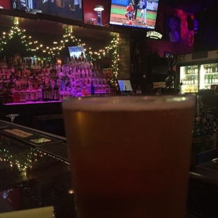 Tracy's Lounge - Melbourne, FL