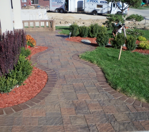 'R'Tistic Hardscapes - Macomb, MI