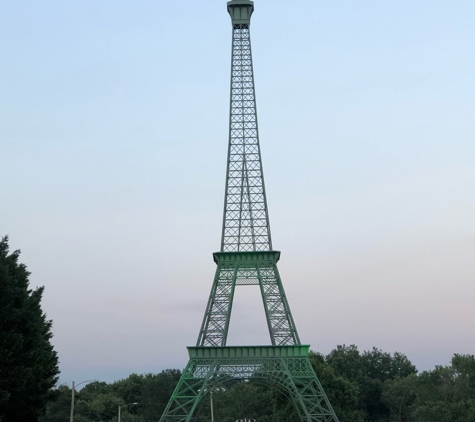 Eiffel Tower Pool - Paris, TN