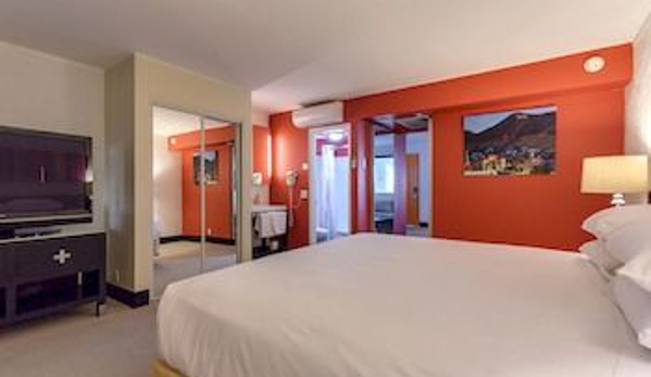 Clarendon Hotel & Suites - Phoenix, AZ