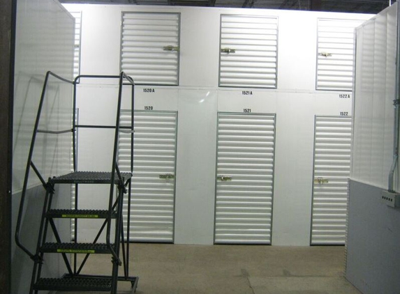 Storage King USA - Newark, NJ