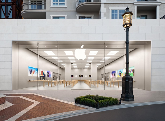 Apple Store - Glendale, CA