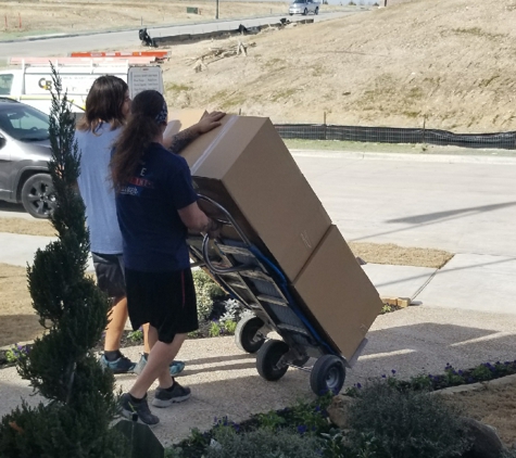 Great White Moving Company - Haltom City, TX