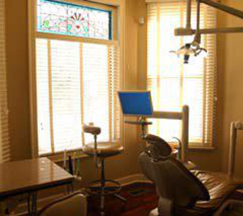 The Chicago Center for Cosmetic & Implant Dentistry - Barrington, IL