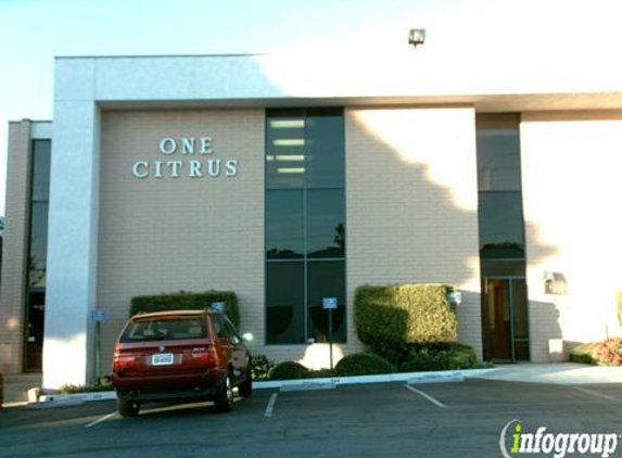 M Lynn Huston Law Offices - Covina, CA