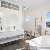 Gallery Image Number 3