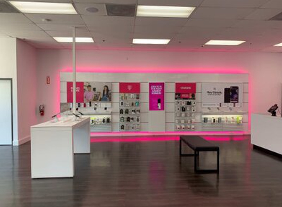 T-Mobile - Los Angeles, CA