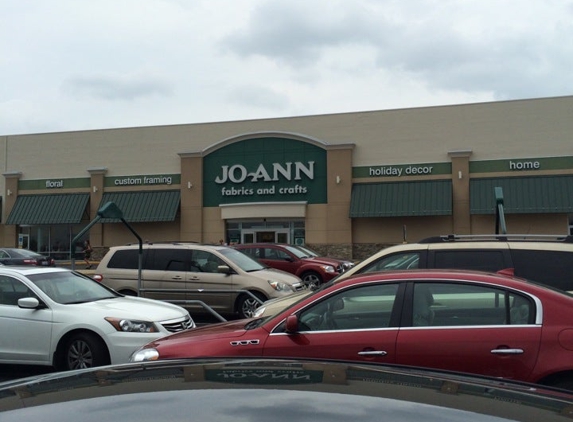 Jo-Ann Fabric and Craft Stores - Hudson, OH