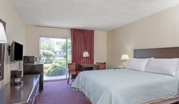 Days Inn by Wyndham Novato/San Francisco - Novato, CA