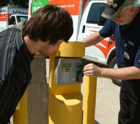 U-Haul Moving & Storage at I-20 & 360 - Grand Prairie, TX