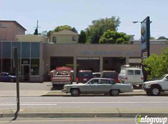 El Cerrito Tires & Auto Body - Albany, CA