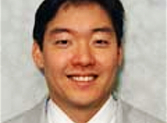 Kenneth D Chi, MD - Skokie, IL