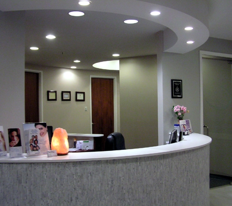 Northwest Point Dental Clinic - Chicago, IL