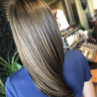 Mane Attraction Salon - Rocklin, CA