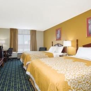 Days Inn by Wyndham Greenville - Greenville, SC