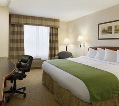 Country Inns & Suites - Dayton, OH