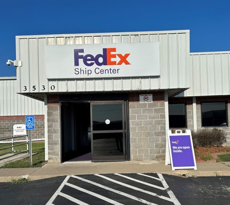 FedEx Office Print & Ship Center - Joplin, MO